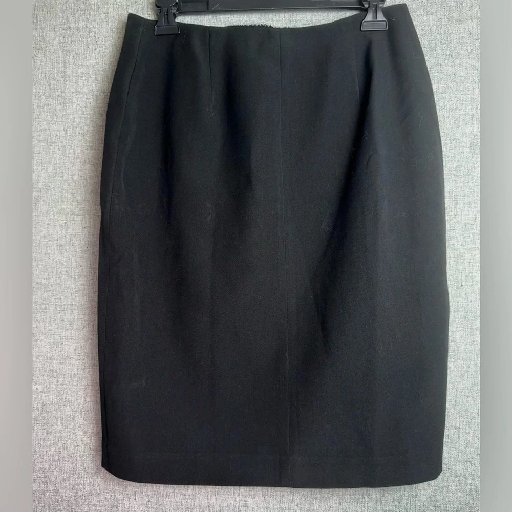 Ann Taylor Black and White Pencil Skirt Asymetrical Front‎ Zipper Size 6 - Picture 4 of 5